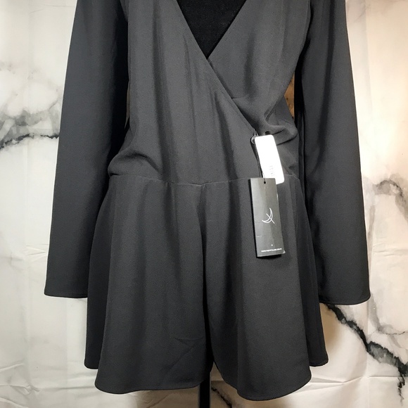 🌟NWT🌟 THE FIFTH LABEL Open-Back Romper - Picture 5 of 6